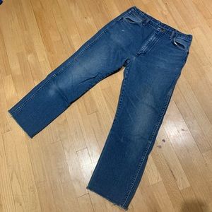 Vintage Wranglers 34” x 27.5”
